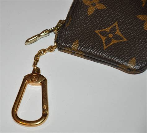 louis vuitton keychain purse